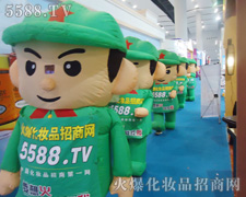 ���R�Ĳ���̤����һ�N��(ji��n)�����N����΢Ц�����˟o�޵ğ���