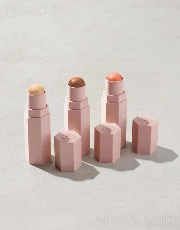 ·����܎��ˮ���yƷ(�Ϻ�)���޹�˾��FentyBeauty��(m��ng)�û�����ݰ� ��Ȼ�wɫ