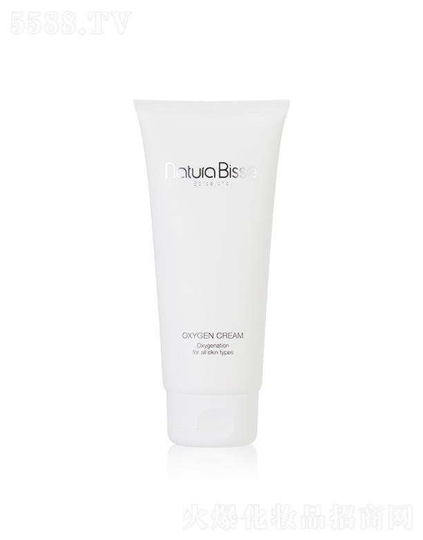 ���ڼΐ����I(y��)���޹�˾������ʩ����ˮ����˪   200ML  �Ք�ë��