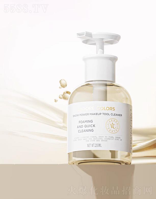 �ɶ���ɫ�Q�����޹�˾����ɫѩ�������y������ϴҺ