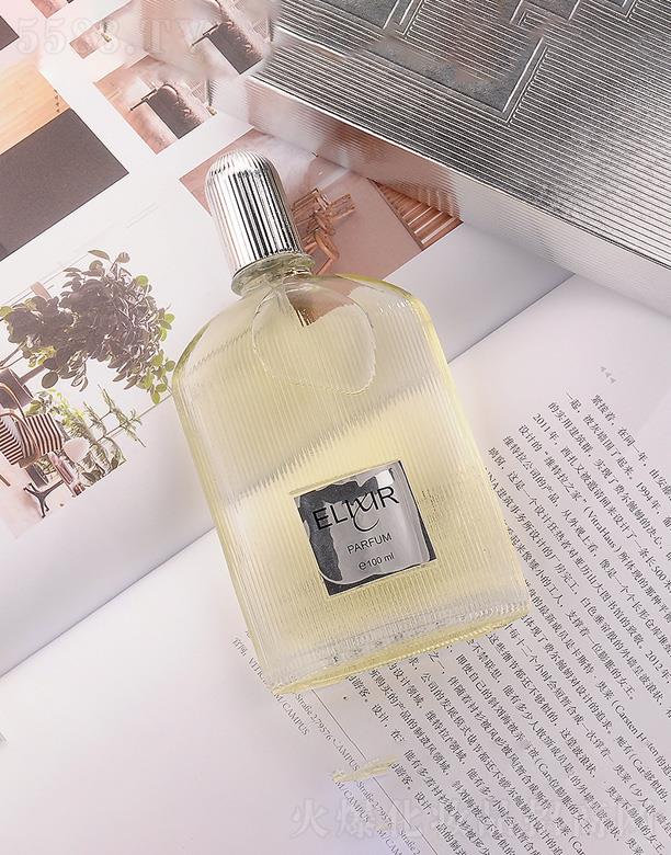 ���Ƽ{�־Ý���̴ľ�������ˮ-�Sɫ