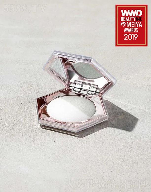 FentyBeauty3D�߹��� �@���f��(�Wҫ�׽�)��ā3D�Wҫ�߹��N�ϊy��
