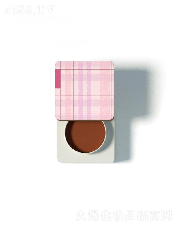 ���ȴ���  Ľ˹�F��  ���ⲻ��ɫ�ڼt