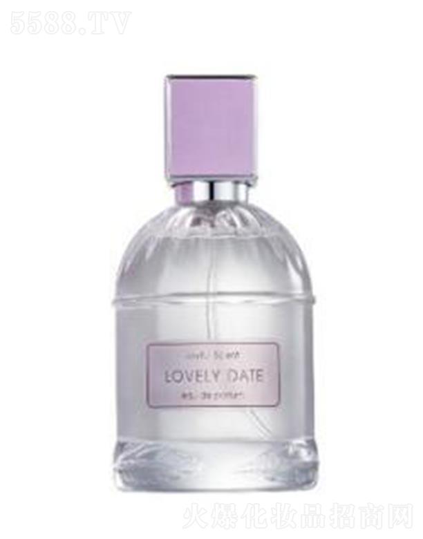 ���D�����������r��