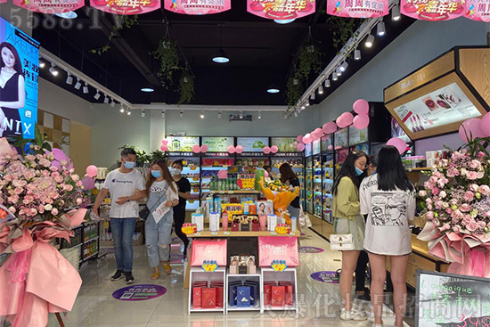 ���˻��yƷ��ٍ�X�����w�ʽ����(w��)��С�Y�������ɫ