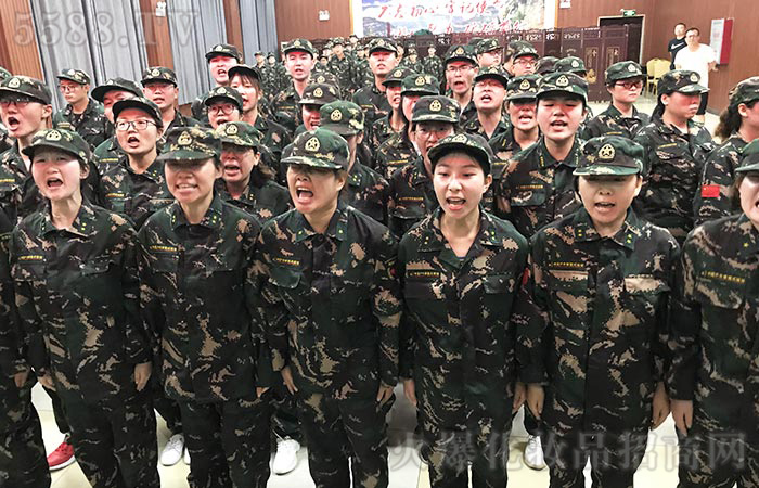 愿你歷盡千帆，歸來(lái)仍是少年