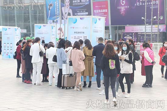 ����ʢ�����س��������44�óɶ����I(y��)���[��(hu��)ʢ���_Ļ