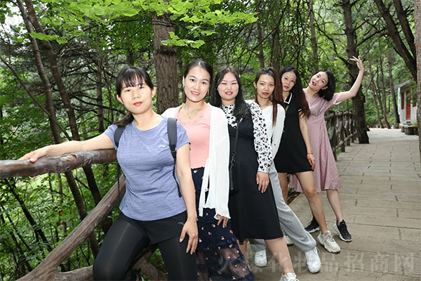 �����g�ɾ���Ʒ��(j��ng)����W(xu��)