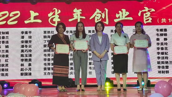 ���ϼ���������c��ֱ�����(d��ng)�A�M(m��n)�Y(ji��)��