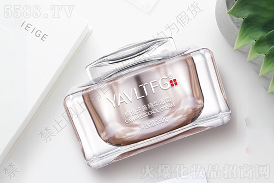 �����-�\�~���u���A˪